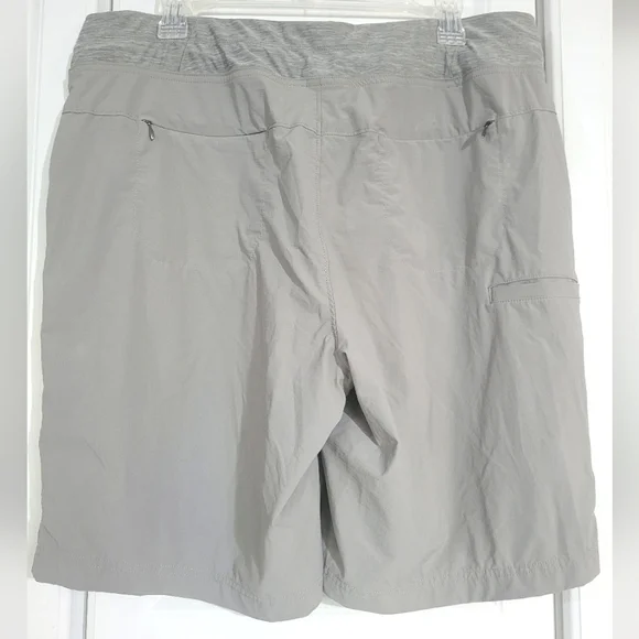 Duluth Trading Co Gray Women's Shorts - Picture 2 of 7